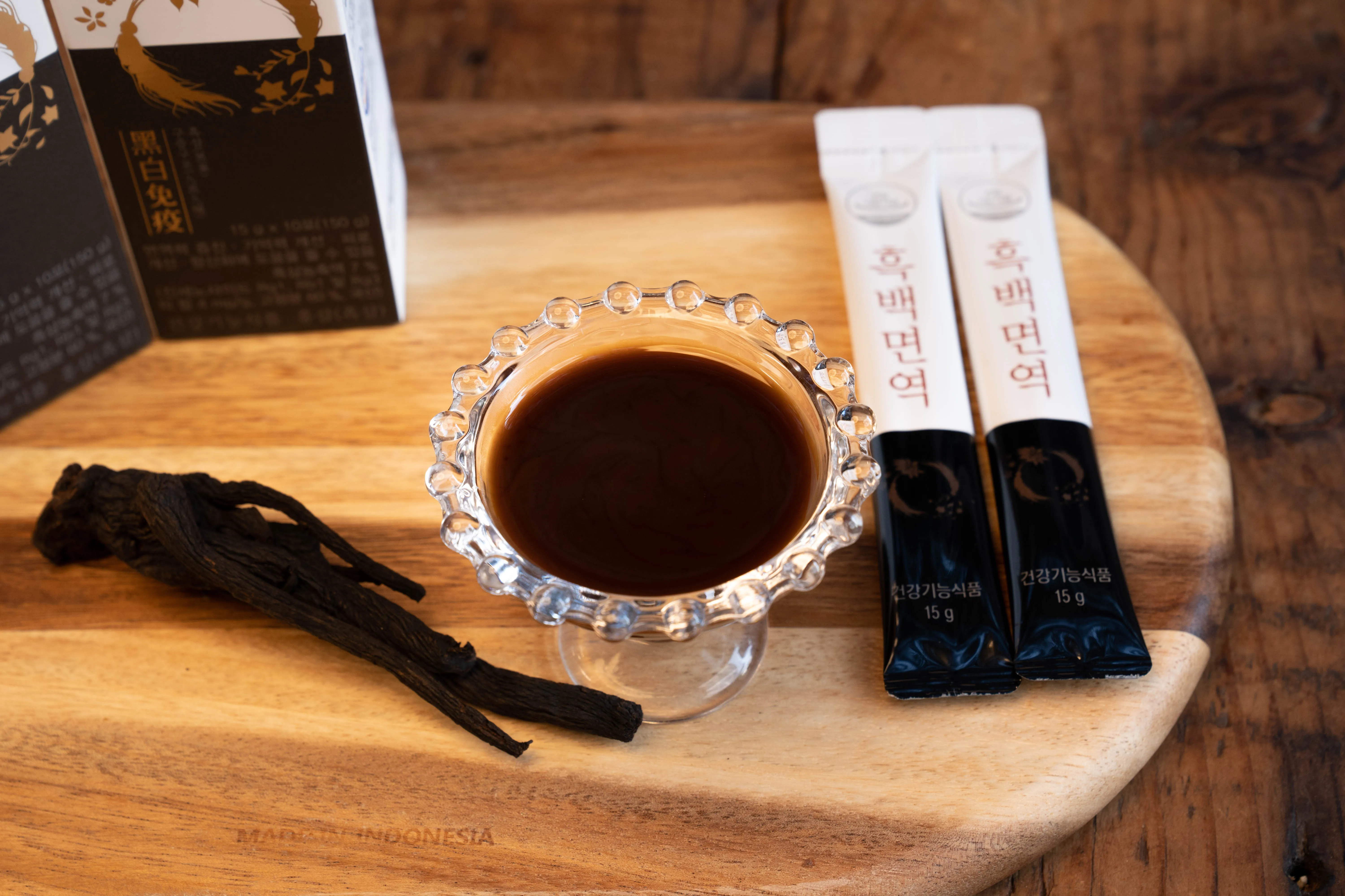 Healthy plant extract panax ginseng root korea added specially raised white balloon flower extract pouch immunity nutritient