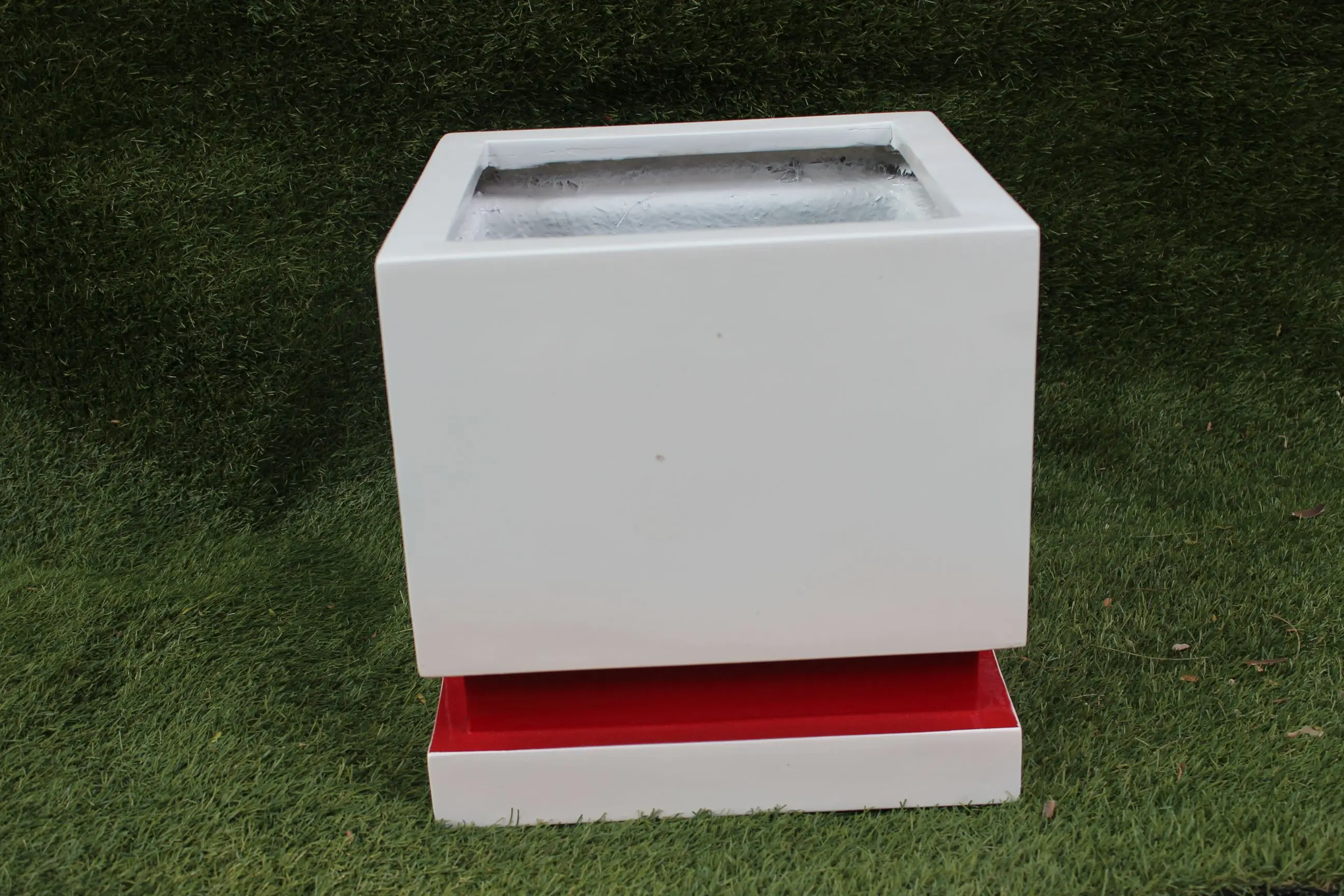 KNT оптовая продажа качественные уличные Стекловолоконные дома гостиницы торговые центры офисы садовый плантатор цветочные растения коробочки