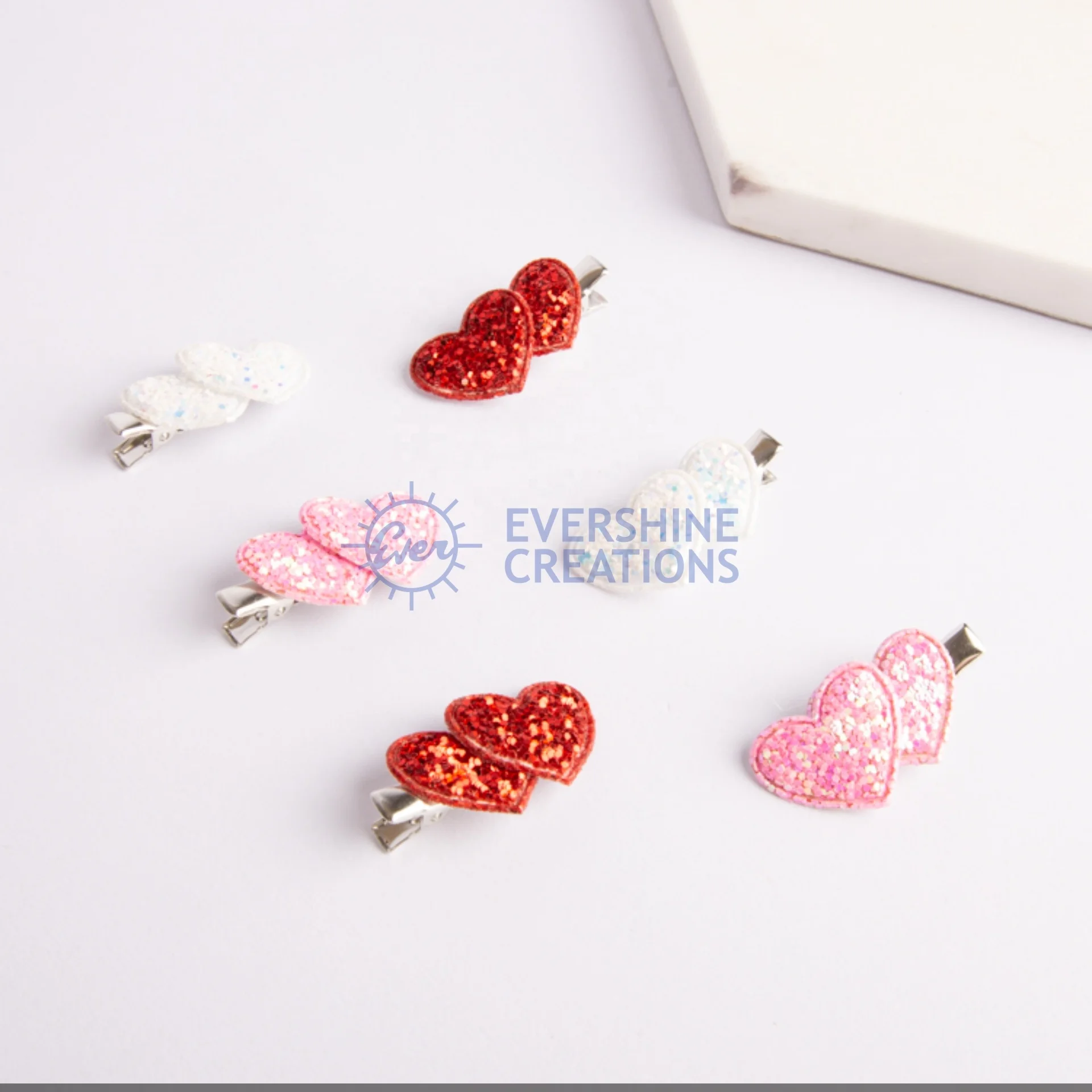 
VALENTINE HAIR ACCESSORIES 6PCS GLITTER 2 HEARTS RED 2PCS AND PINK 2PCS AND WHITE 2PCS HAIR CLIP SET 