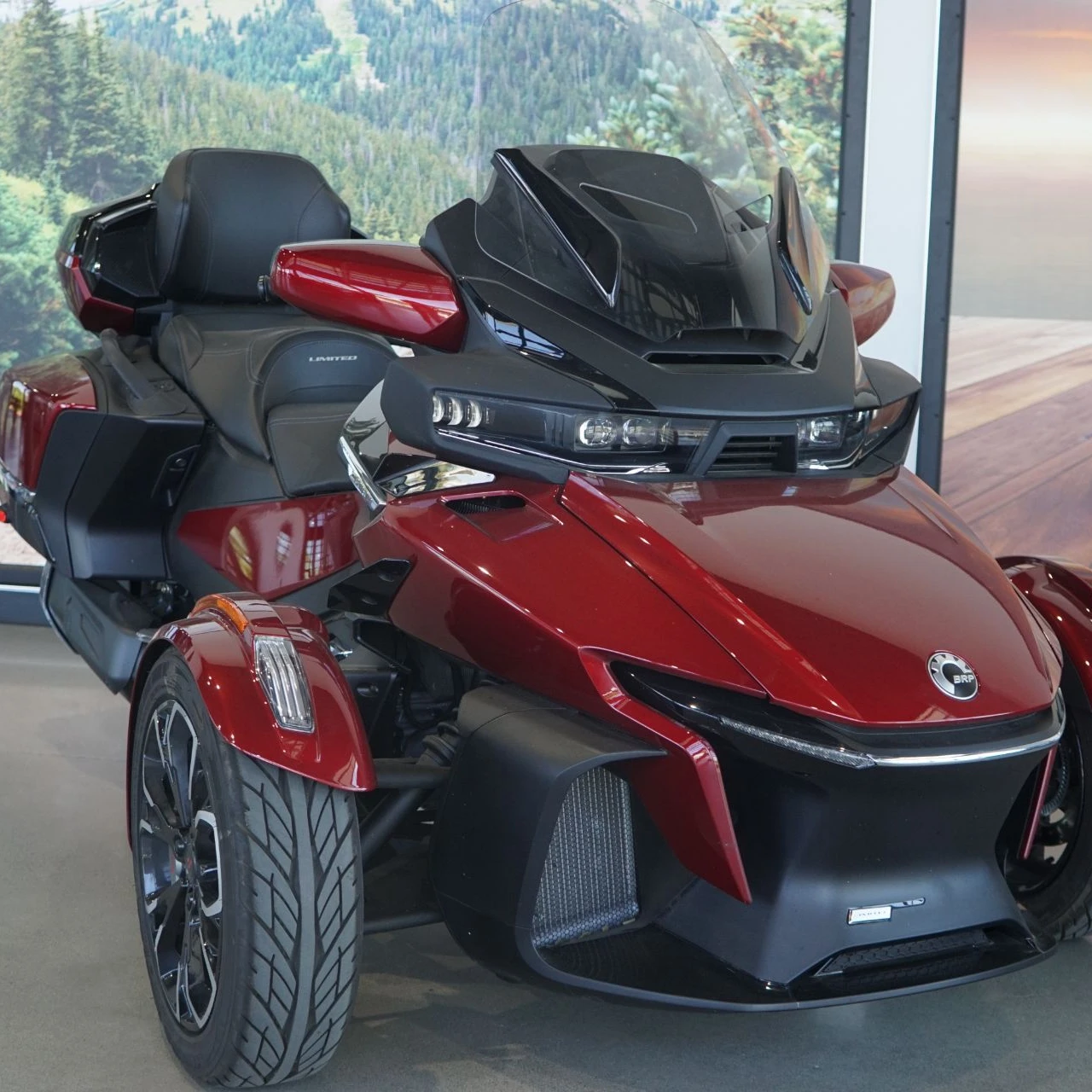 
PRE OWNED CAN AM SPYDER RT LIMITED ROTAX 1330 ACE 3-WHEELER 