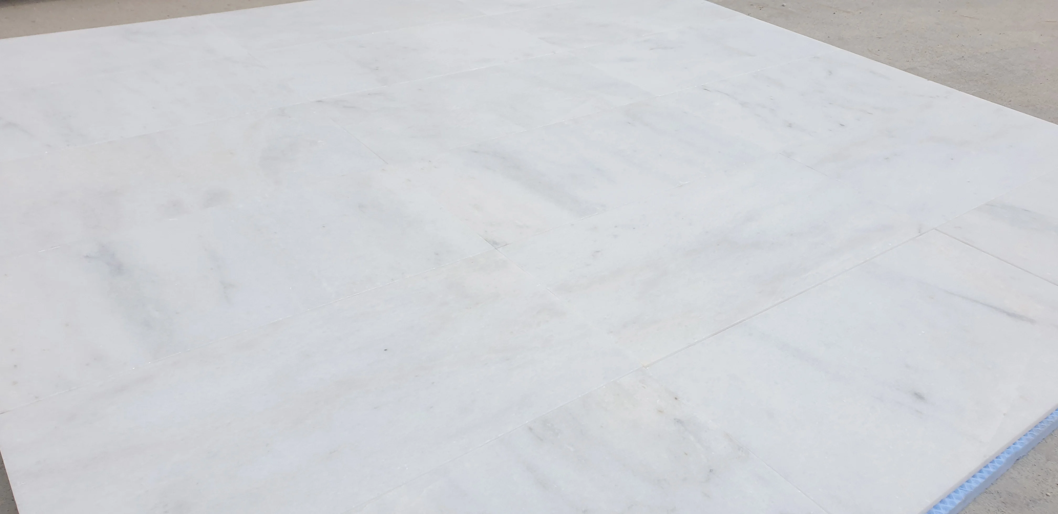 2023 Mugla Carrara White Marble Tile Crystal White Marble Polished Honed Finishing Cut Size Exterior Made Turkey CEM-P-32