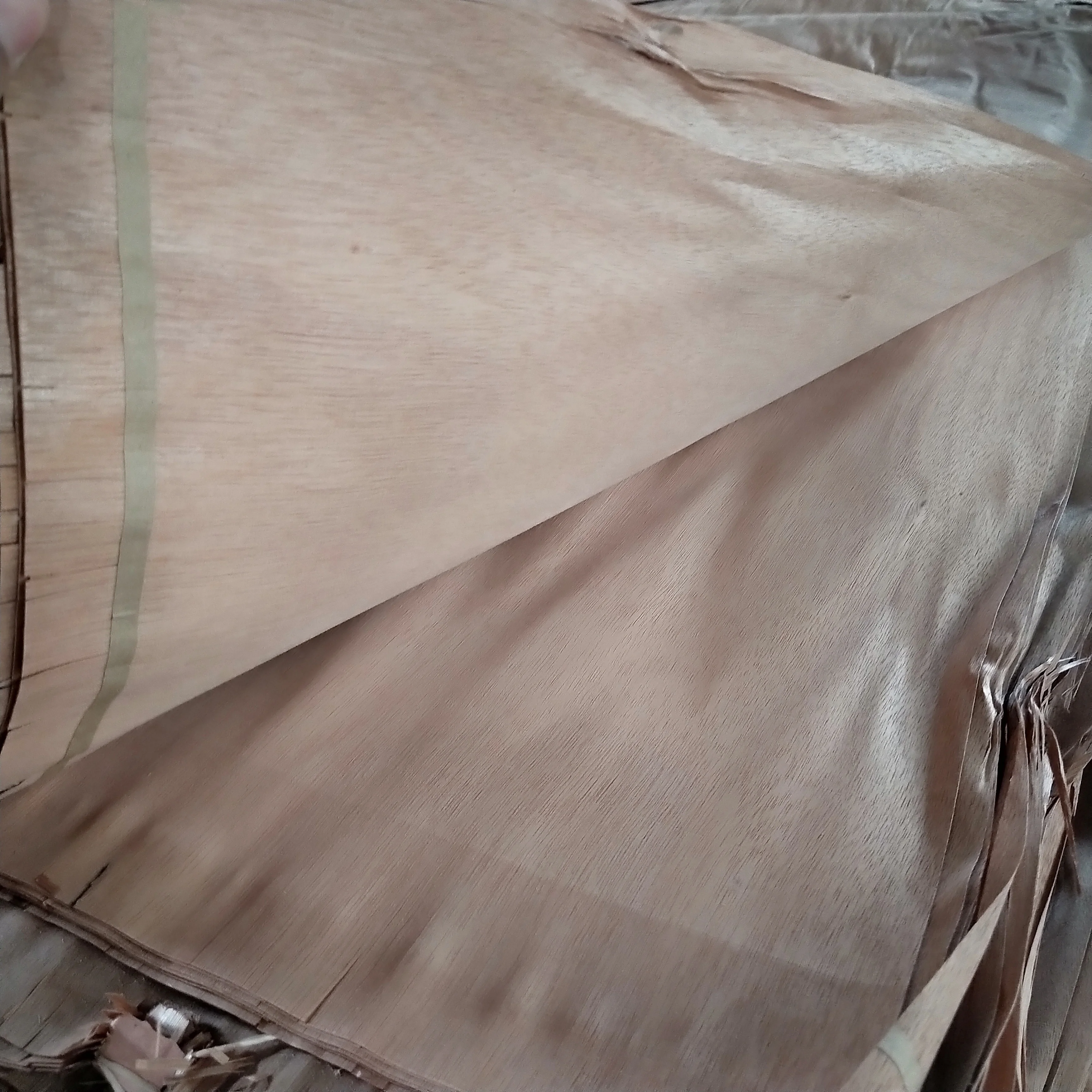 
Okume Veneer Okume Face Veneer 