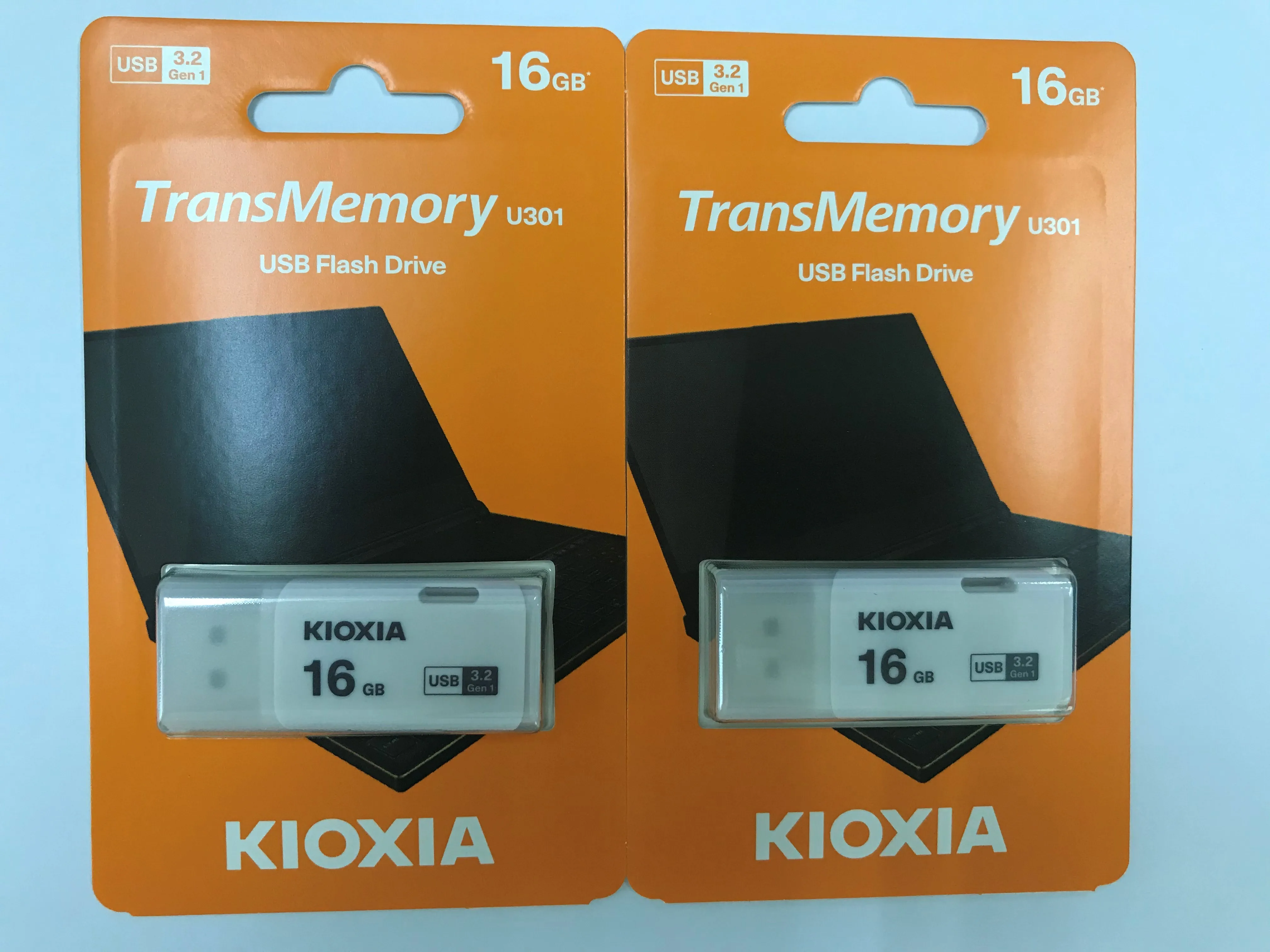 Kioxia U301 USB 3.2 Flash Drive