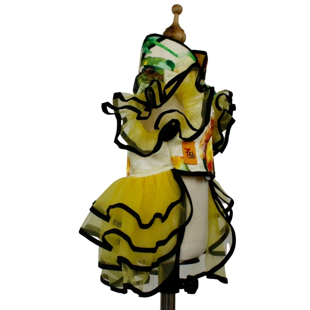 Factory Price New Fashion Spring Summer Luxury Four-Layer Pleated Dog Dress Pet Clothes