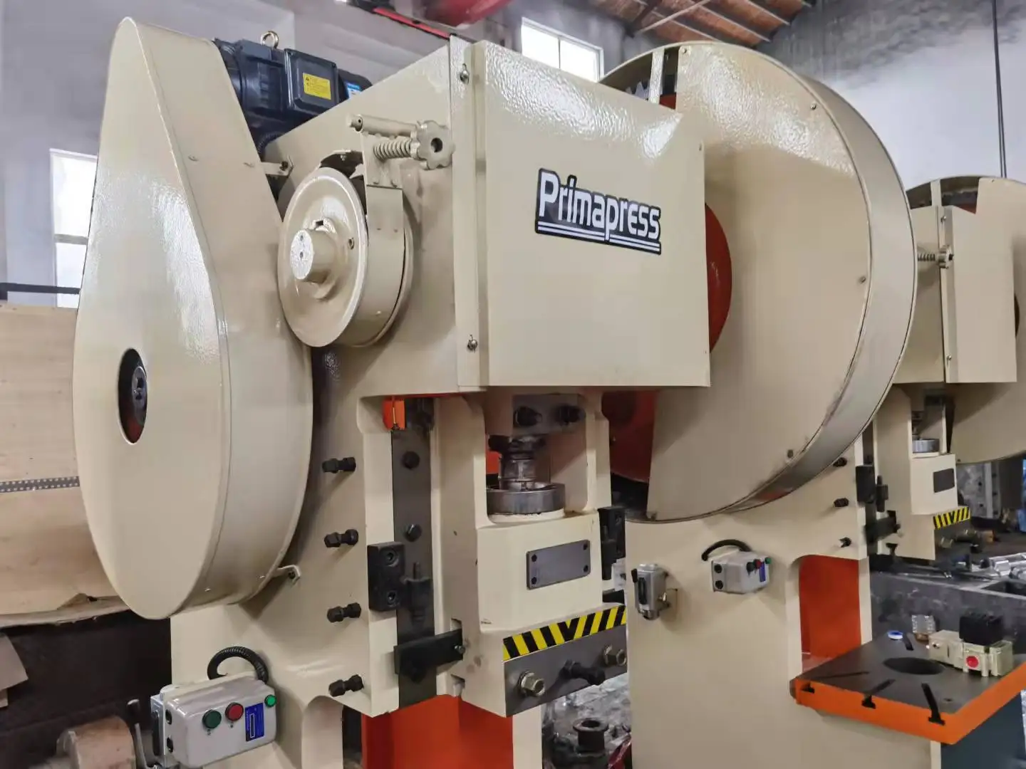 J23-40ton press machine, duct corner making machine with high speed