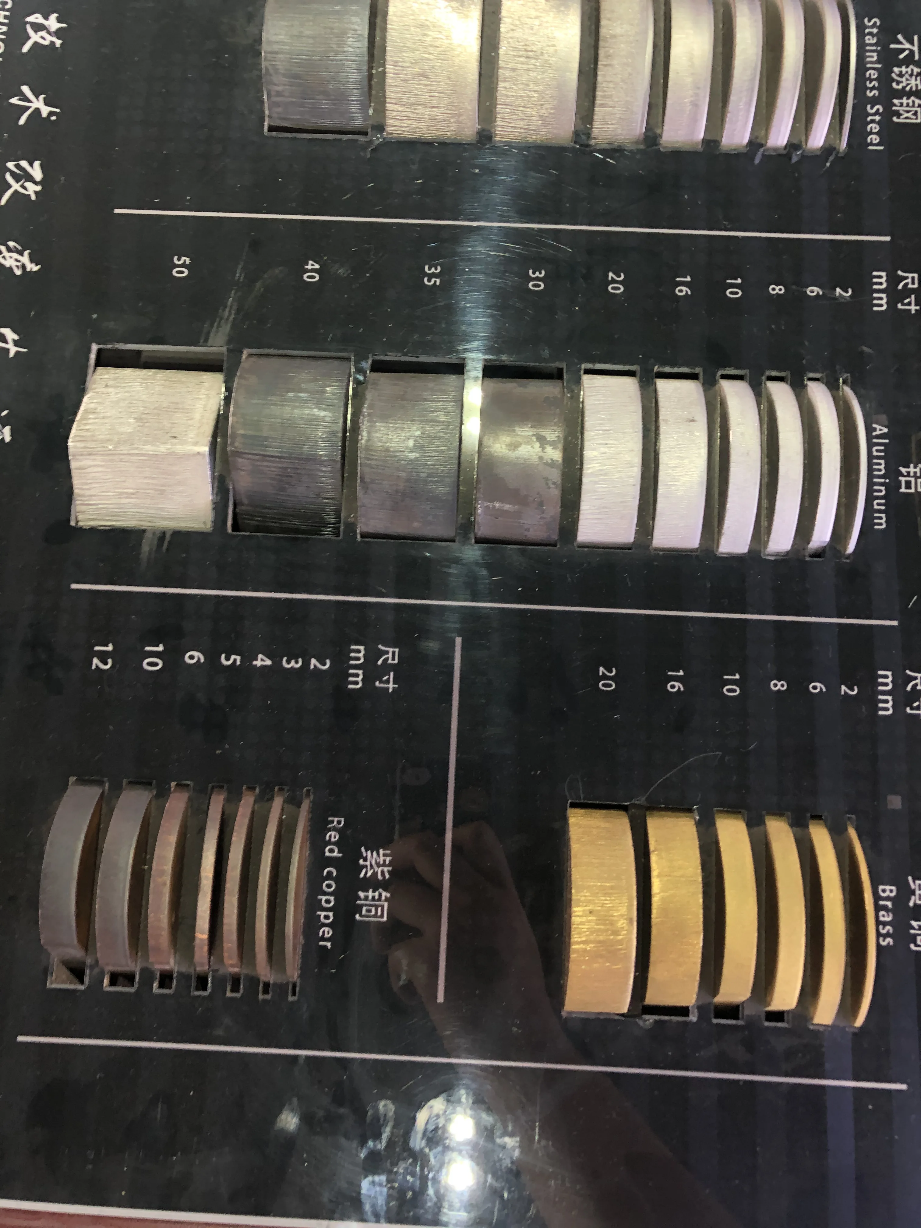 hot sale  laser cutting machine fiber laser 2000 watt cutting machine in USA fiber laser cutter for tube