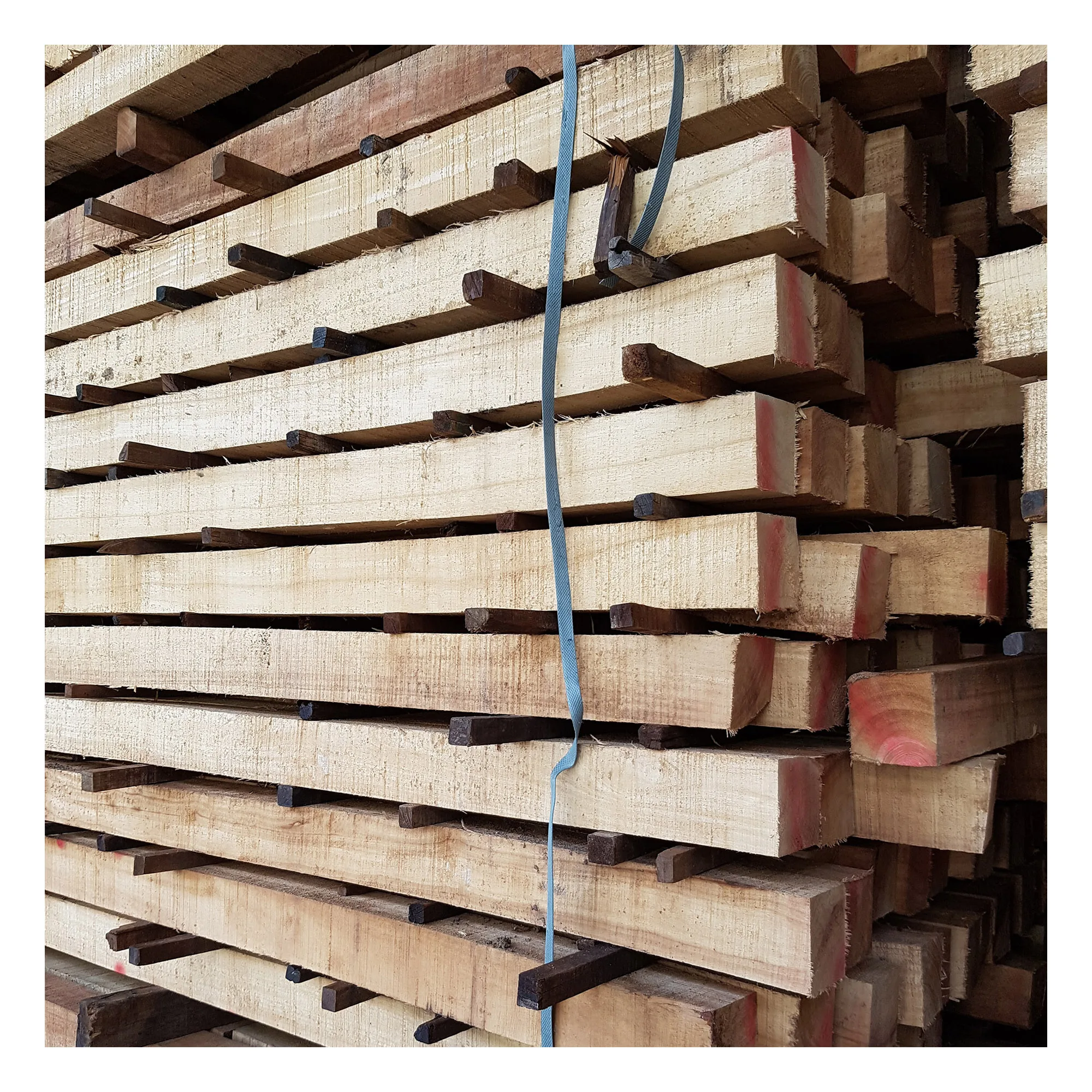 Natural Color Block Type Rubber Wood Sawn Timber From Malaysia