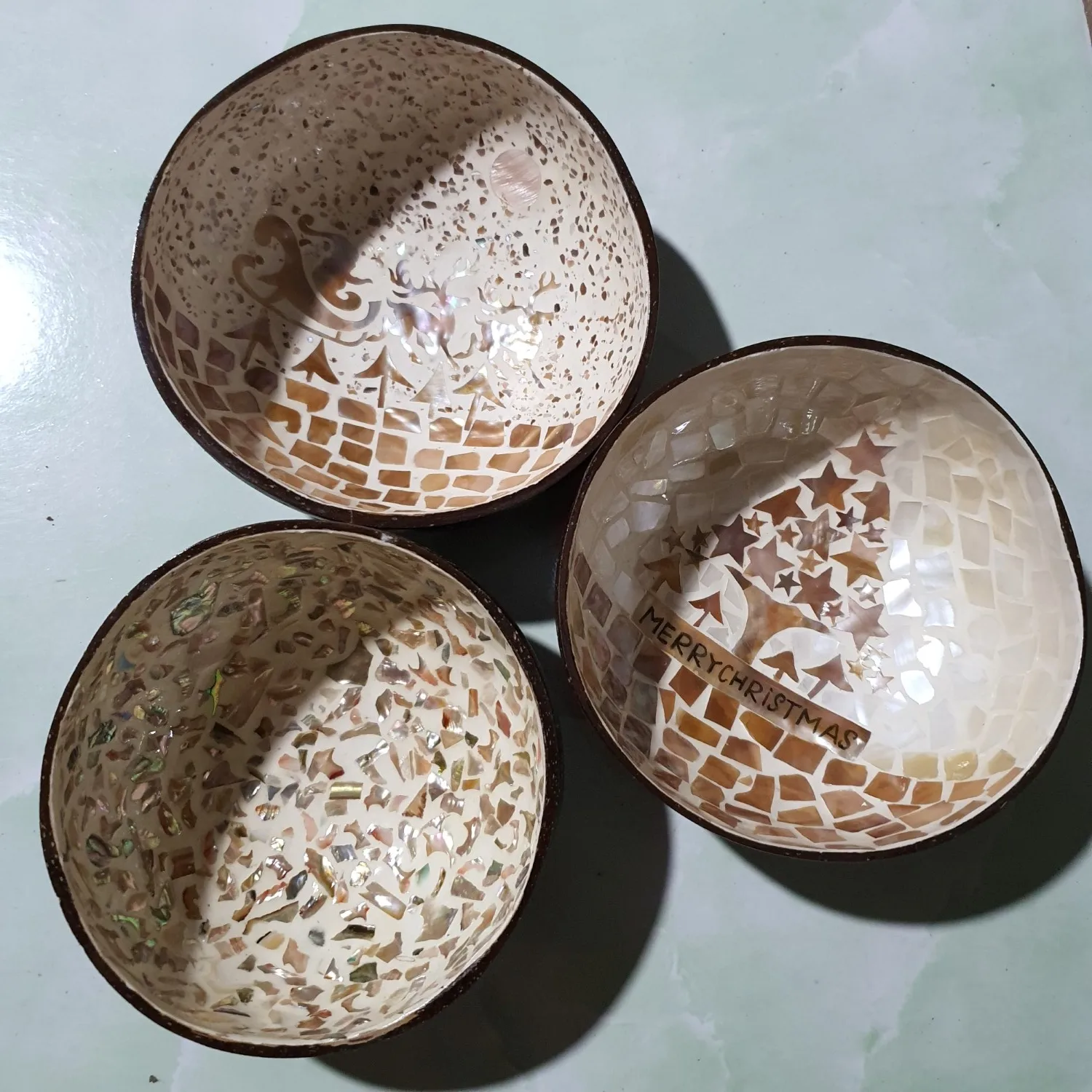 Vietnam lacquered coconut bowls new products handicraft high quality coconut shell bowl with mother of pearl