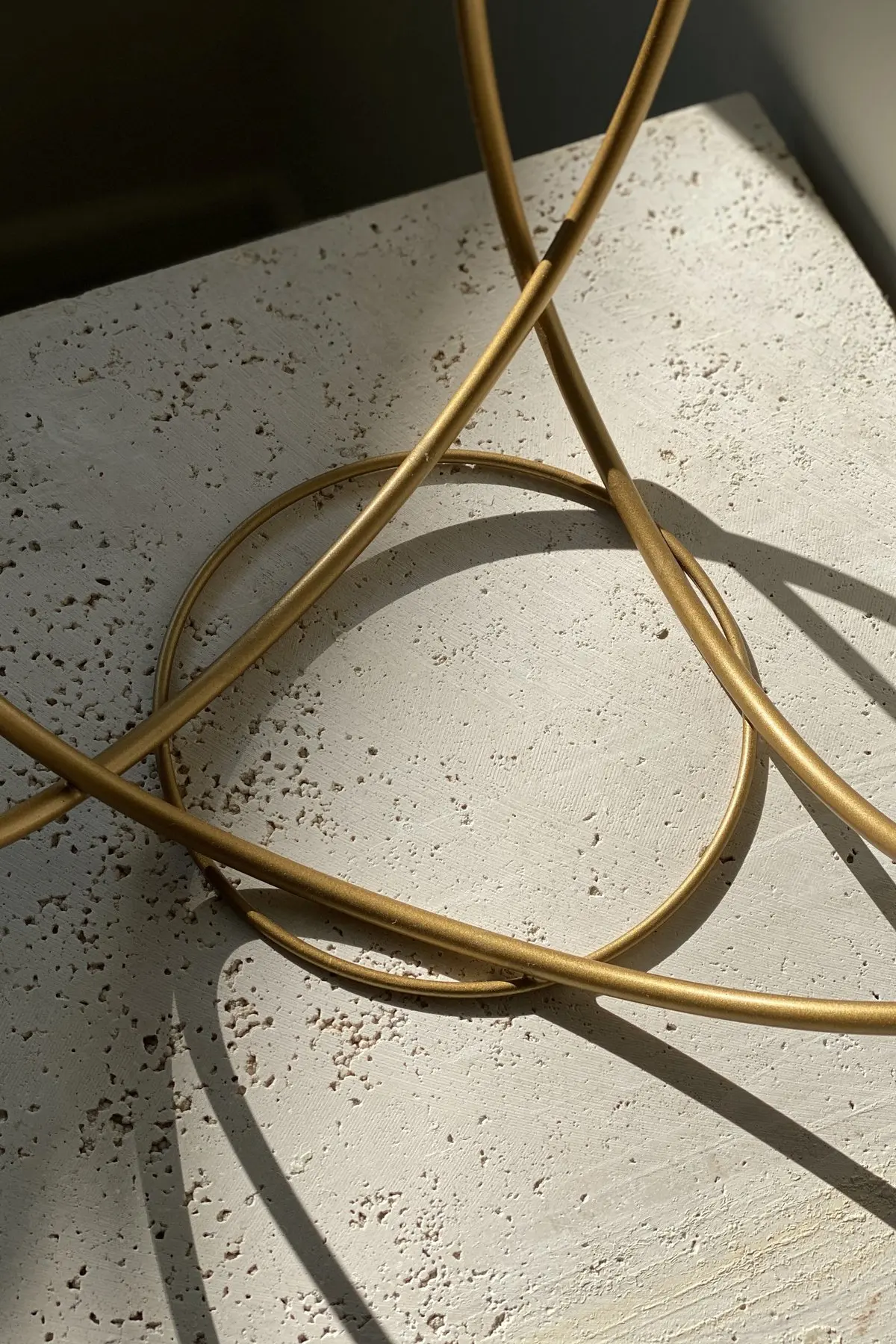 Unique Tall U Shape Gold Bud Flower Vase in Iron Brass Plating 6 Bud Tableware Bud Vase For Home Hotel Christmas Decor Wholesale