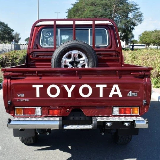 
CHEAP Used 2018 Land Cruiser pickup 4.5 v8 diesel 6x6 