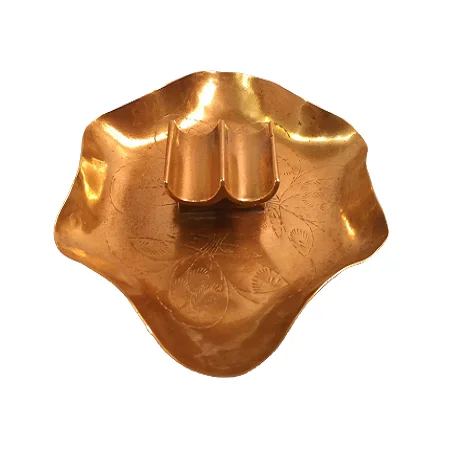 Superior Quality Brass Gold Ash Tray With Wooden Base For Cigar And Cigarette Ashes At Wholesale Prices
