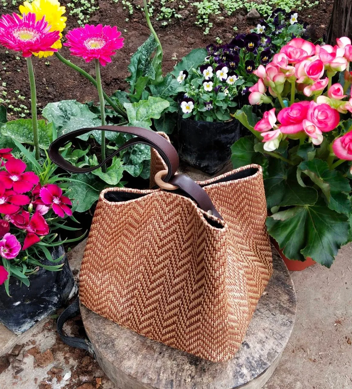 Местная сумка Kanomjeeb, Тайский продукт ручной работы с местным узором