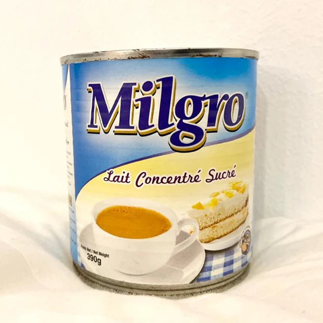 Испаренное молоко наполненное молоком для более гладкого и густого вкуса чая кофе супа или