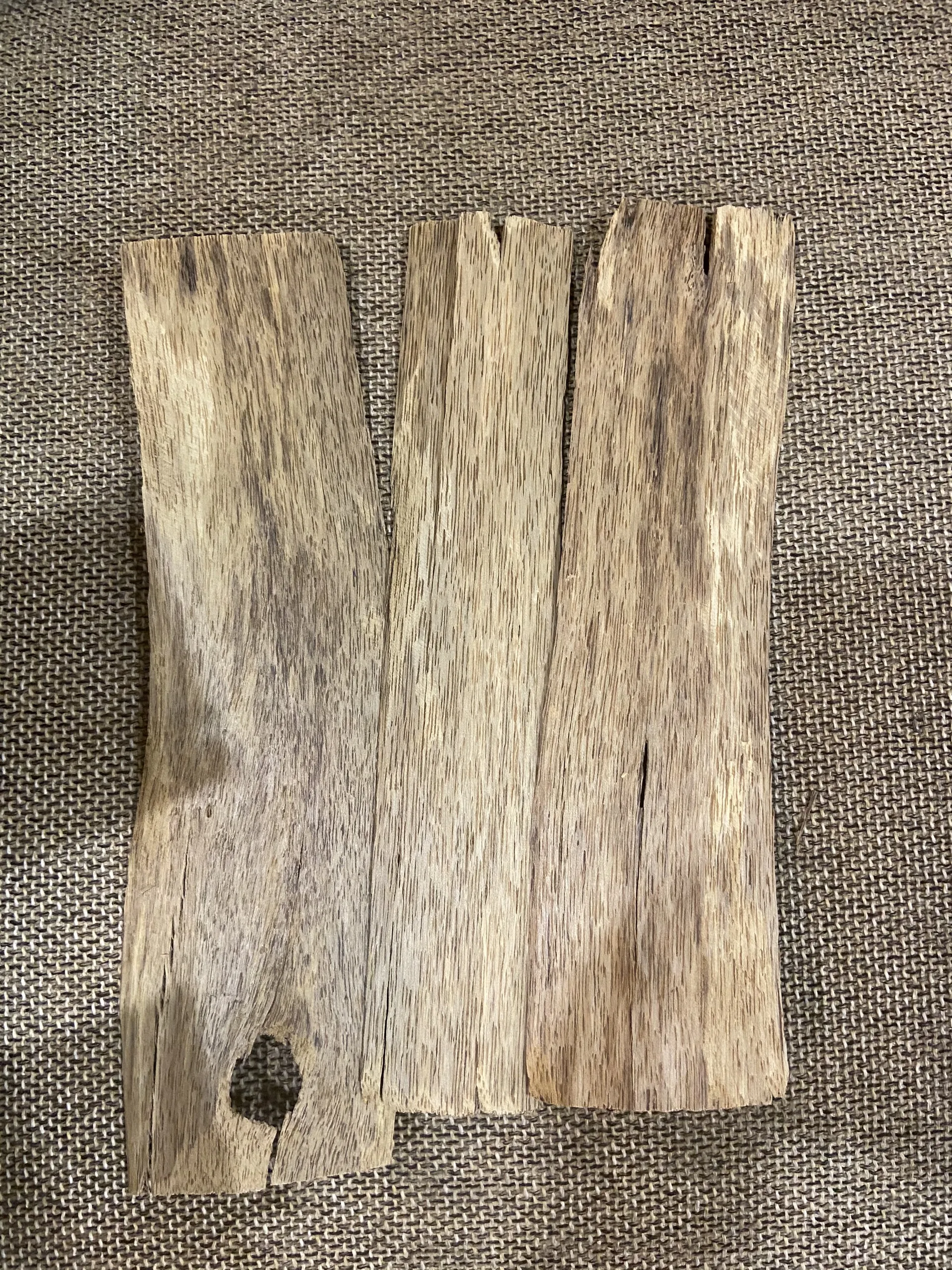 Top High Quality Brown Oud Agar Chunks Grade 3A 0.5 mm Sweet Floral Scent 100% Oud wood