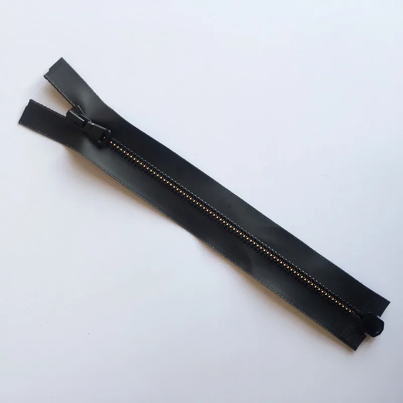 The latest plastic golden point teeth tape two way open end triangle teeth resin zipper