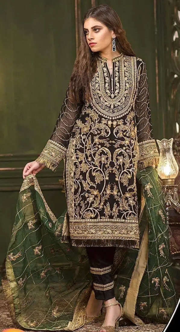 Fashion Designer Indian Pakistani Lawn/Linen/Cotton Georgette 3 Piece Suits Available on Wholesale Price.