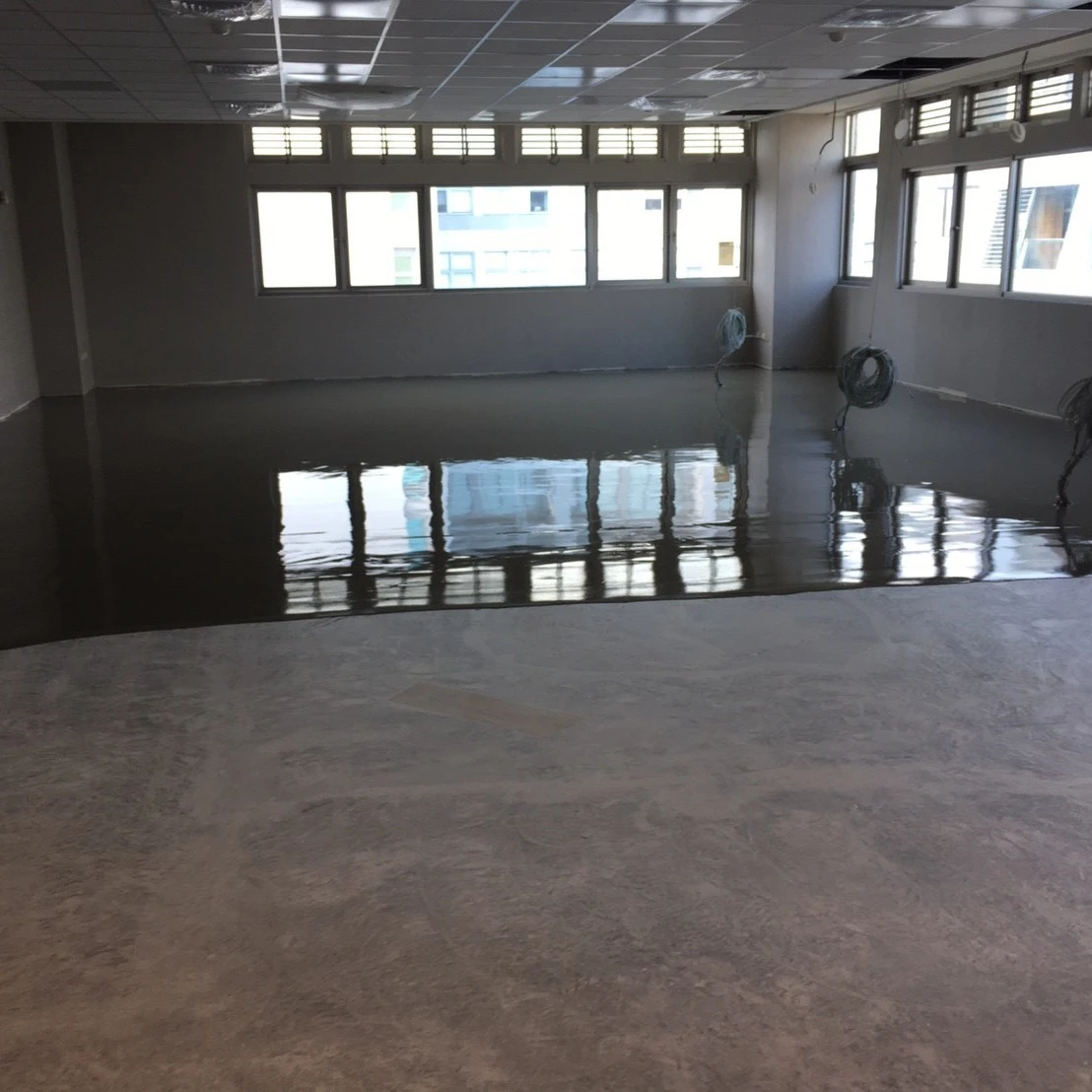 Самовыравнивающийся соединение самовыравнивающийся пол самовыравнивающийся цемент он-3000