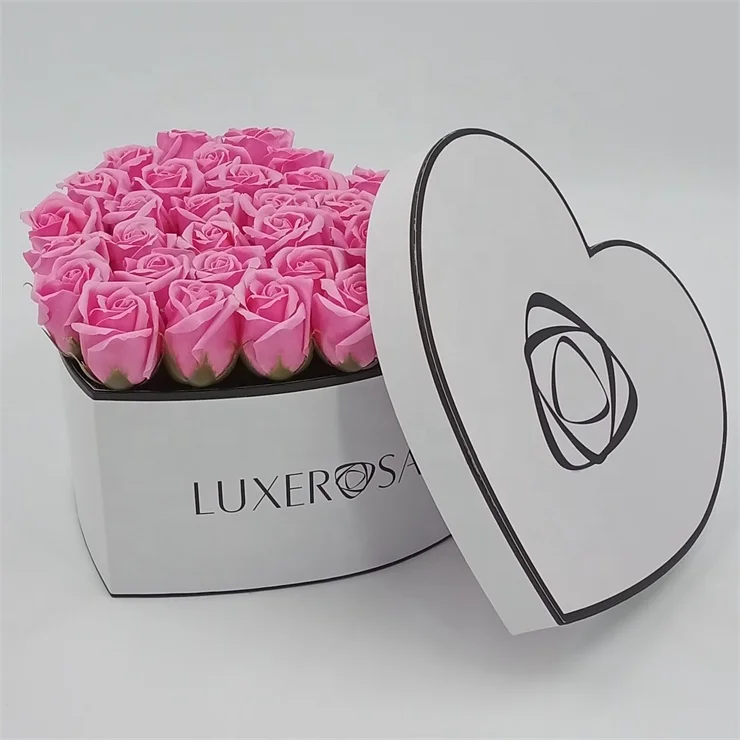 Custom Logo Fancy Heart Bouquet Box Paper Packaging Box for Flower