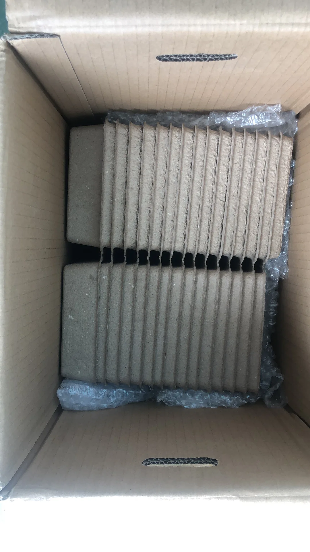 China Factory Free Design bio degradable cosmetic packaging box pulp molded gift box