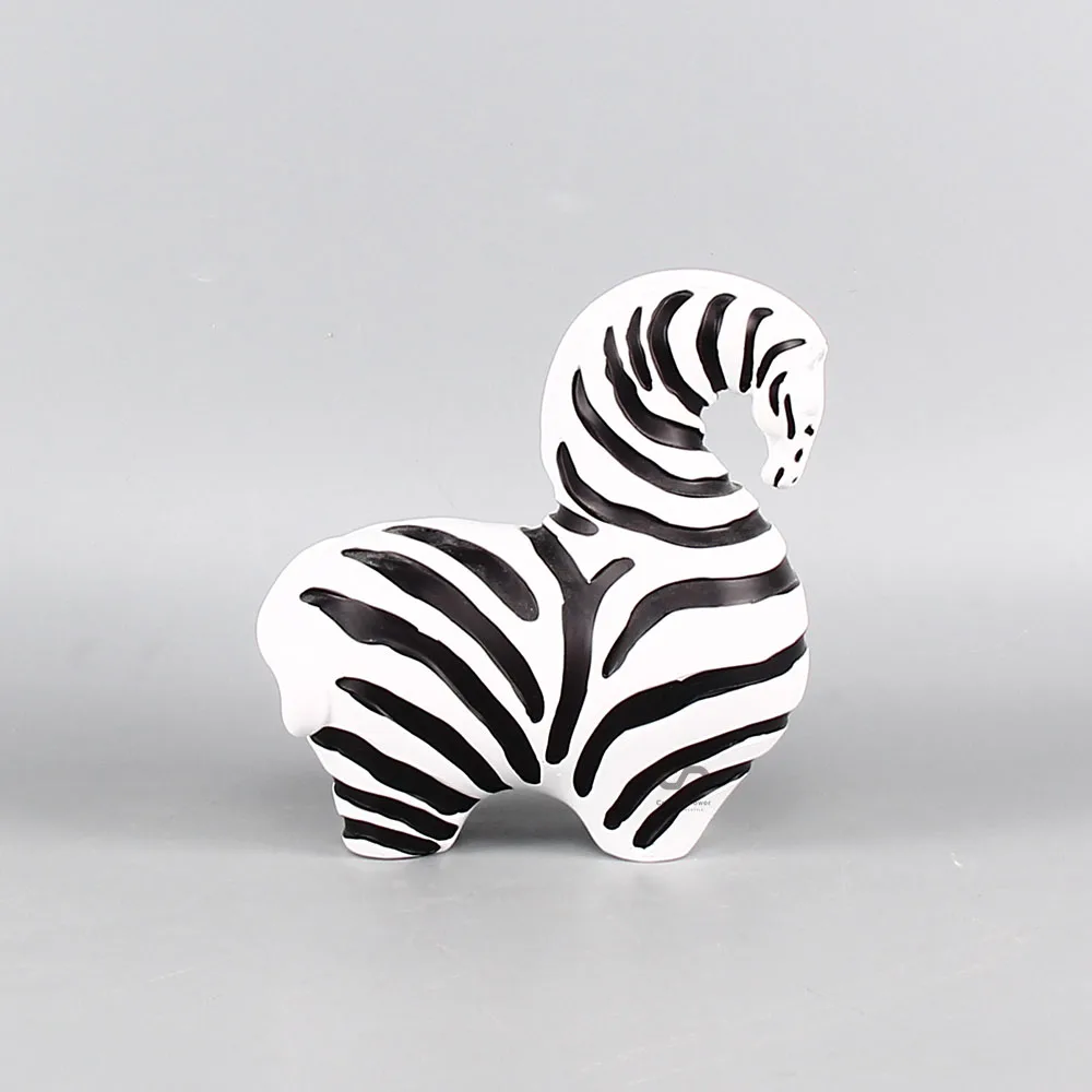 Factory wholesale customized Resin horse Figurine Model Home Decor Ornament decoration horse