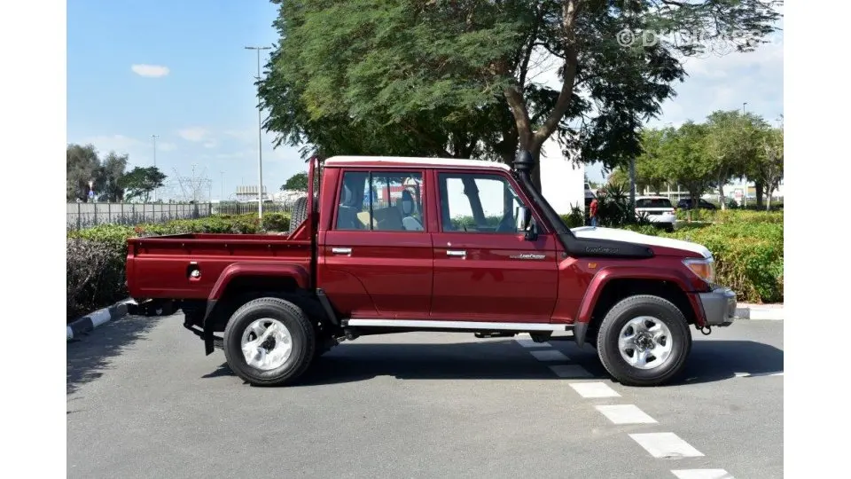 
CHEAP Used 2018 Land Cruiser pickup 4.5 v8 diesel 6x6 