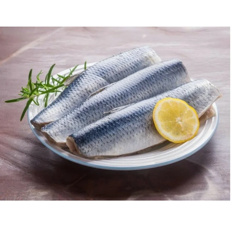 Wholesale Good Quality Good Meat Fresh Air-dried Frozen Seafood Product Whole Cleaned Herring Fish Exported from Vietnam