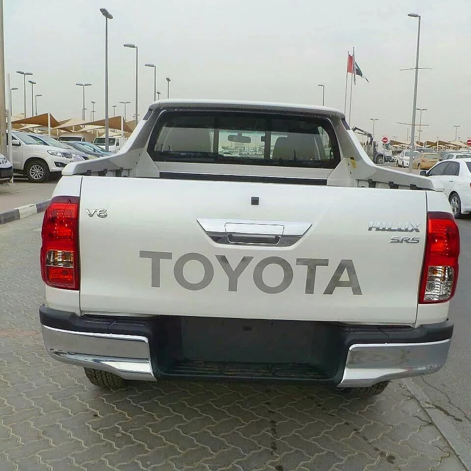hilux sr5.jpg
