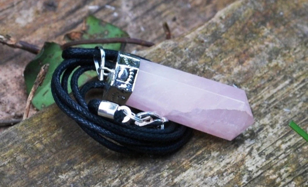  Натуральная Высококачественная подвеска-карандаш из розового кварца Очаровательная подвеска с новым месяцем оптовый магазин подвесок браслеты Mala