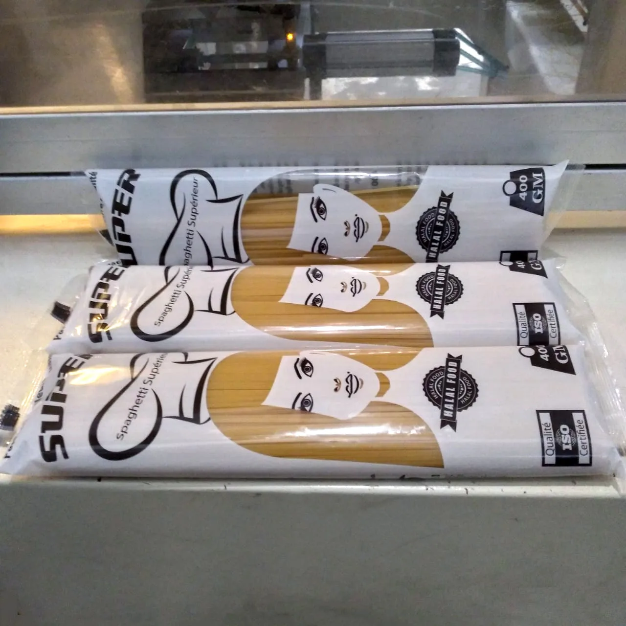 Halal Certified Spaghetti Pasta 18 Months Shelf Life Wheat-based Packaged in Bag or Box Cooked Style