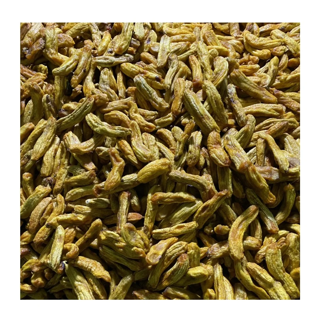 Long Shape Dried Banana With AD Drying Process  Snack Fruit 12-24 Months Shelf Life Soft Big Slice Banana  From Vietnam