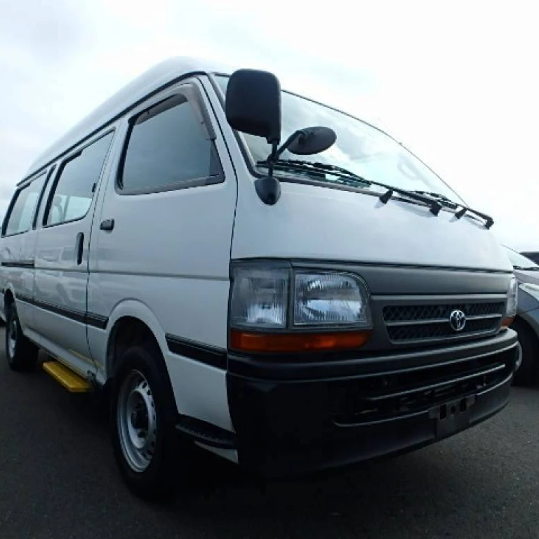 Used TOYOTAS HIACE Used Bus Right Hand Drive