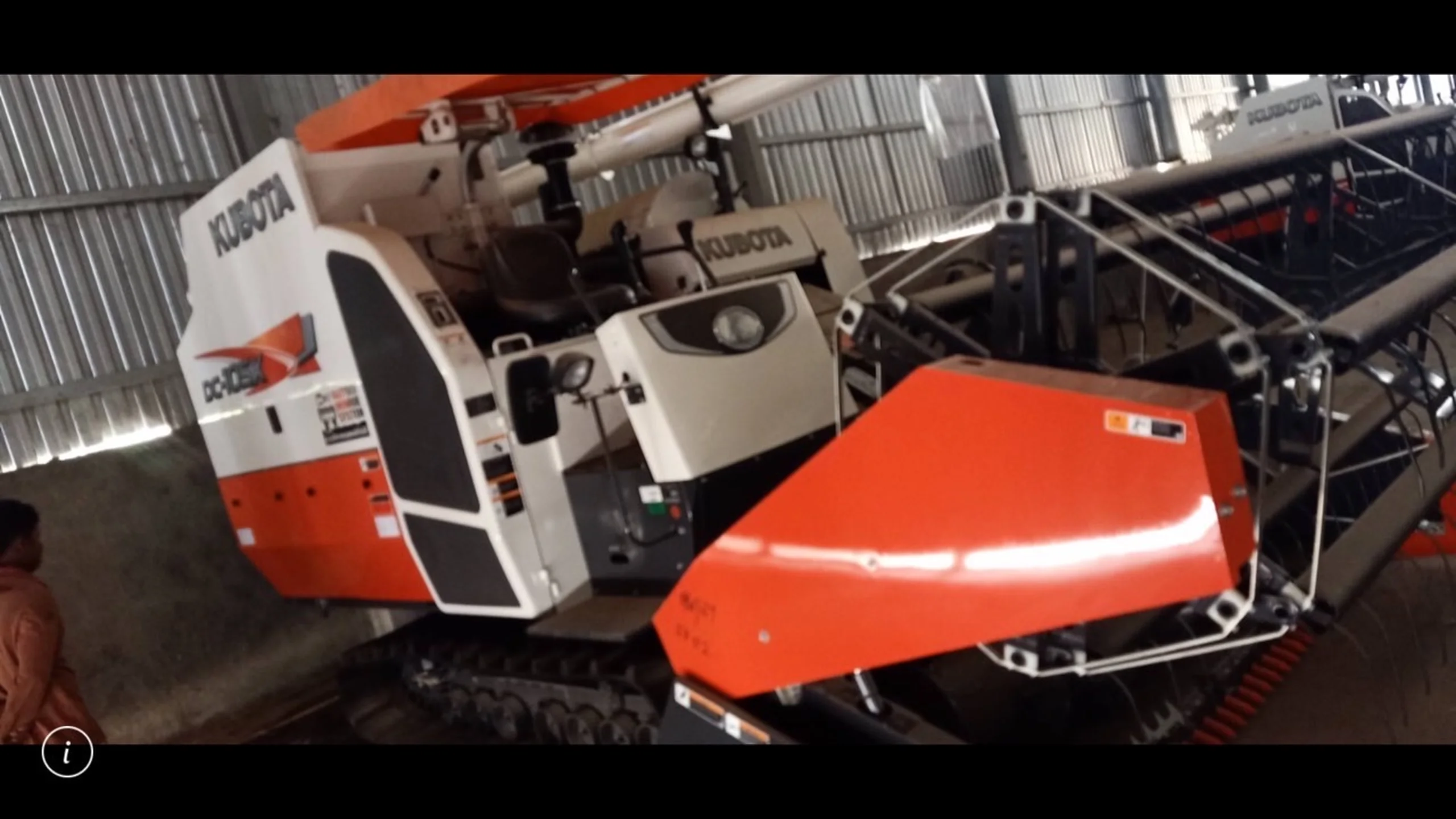 
RICE HARVESTER DC105X THAILAND 