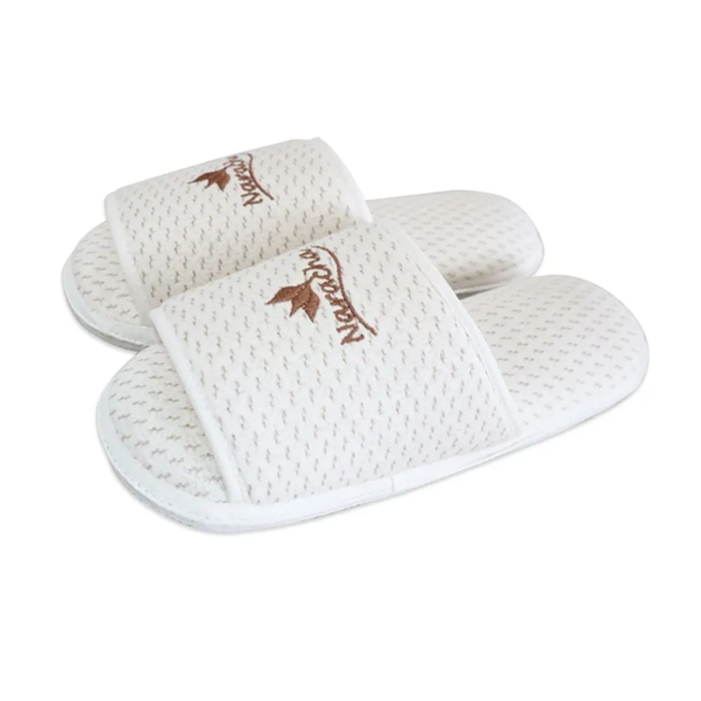 The Customize Specification Slipper Size M in Cream Color Reduce and Relief Pain made from Memory Foam