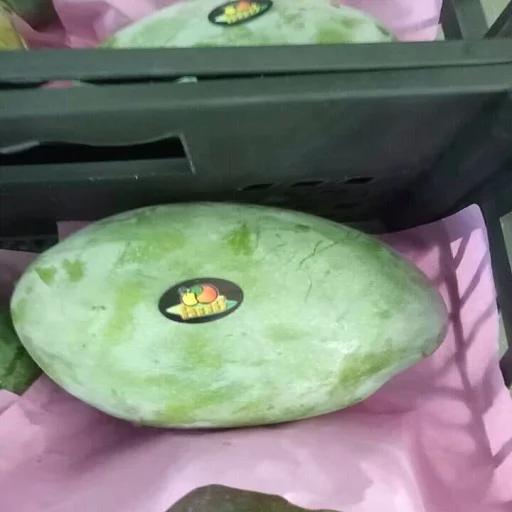 
Fresh Egyptian mango (kate) 