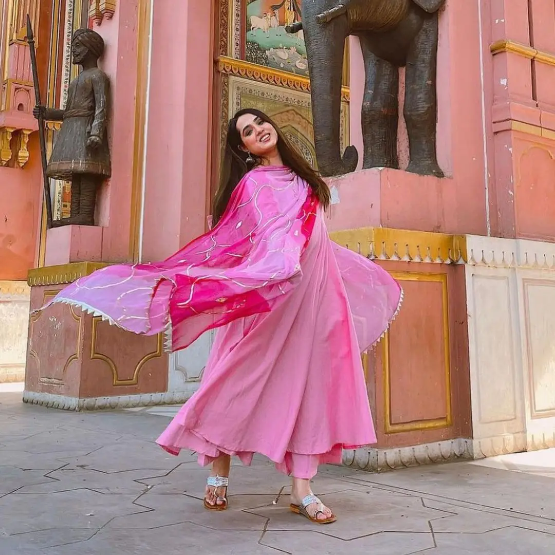 Most beautiful office wear cotton rayon printed ladies wear kurti with palazzo indian ready to wear low price wholesale