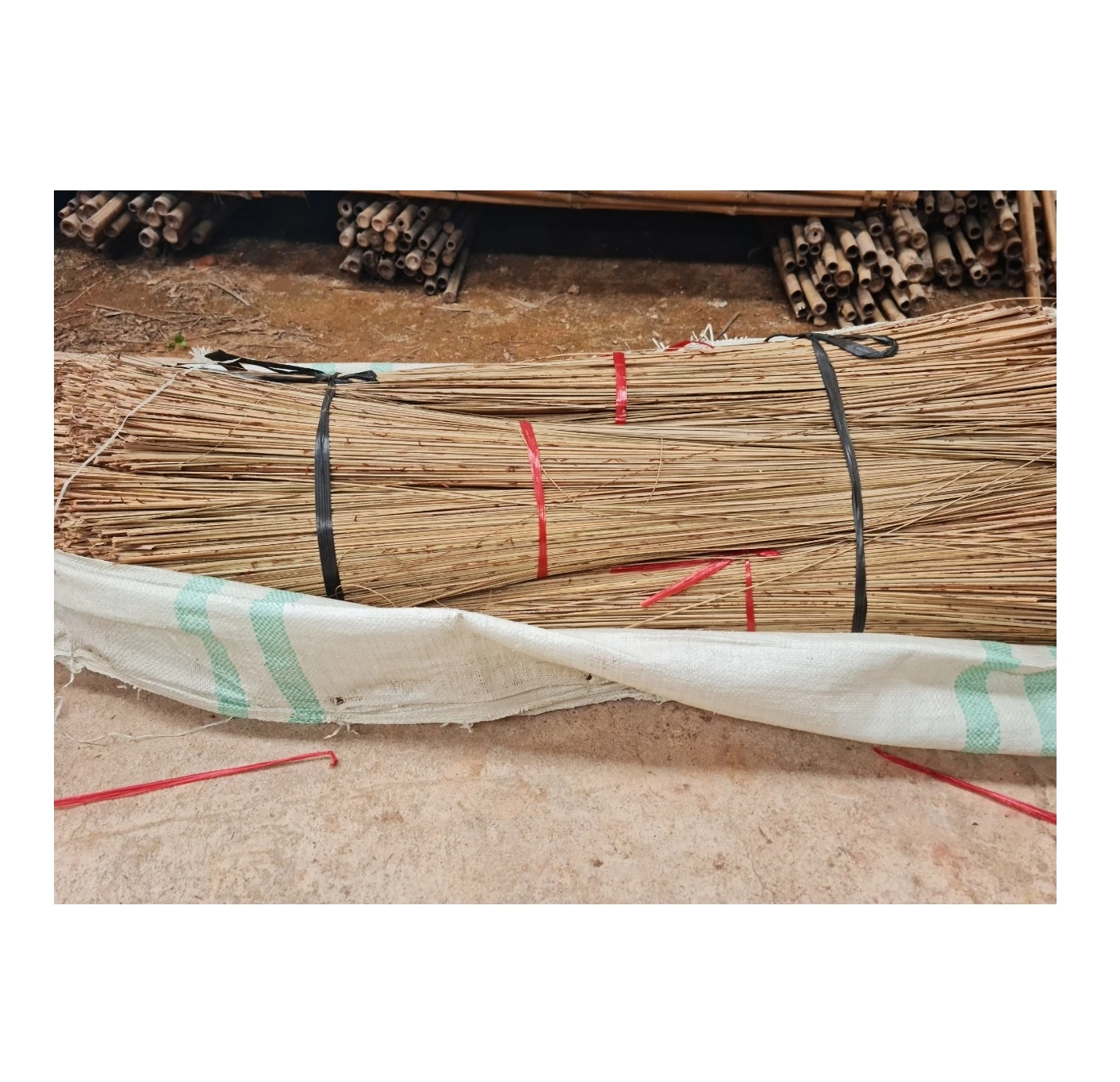 High Quality Natural Nypa Leaf/ Made in Viet nam Nypa Broom Brooms & Dustpans from Natural OEM Eco Material Origin