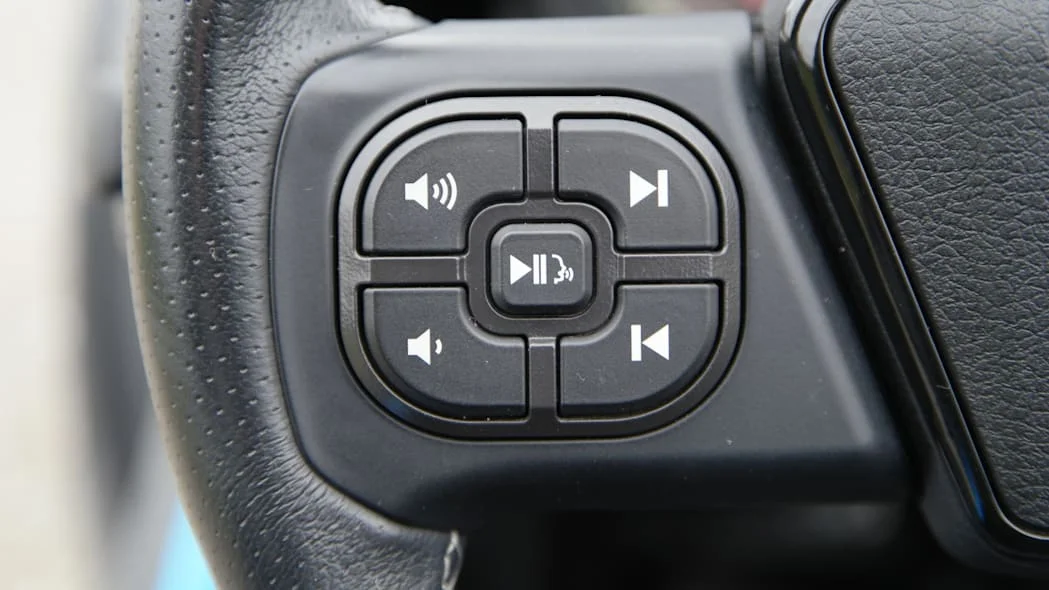 FAST SELLING AFFORDABLE Polaris SL 3 Wheel