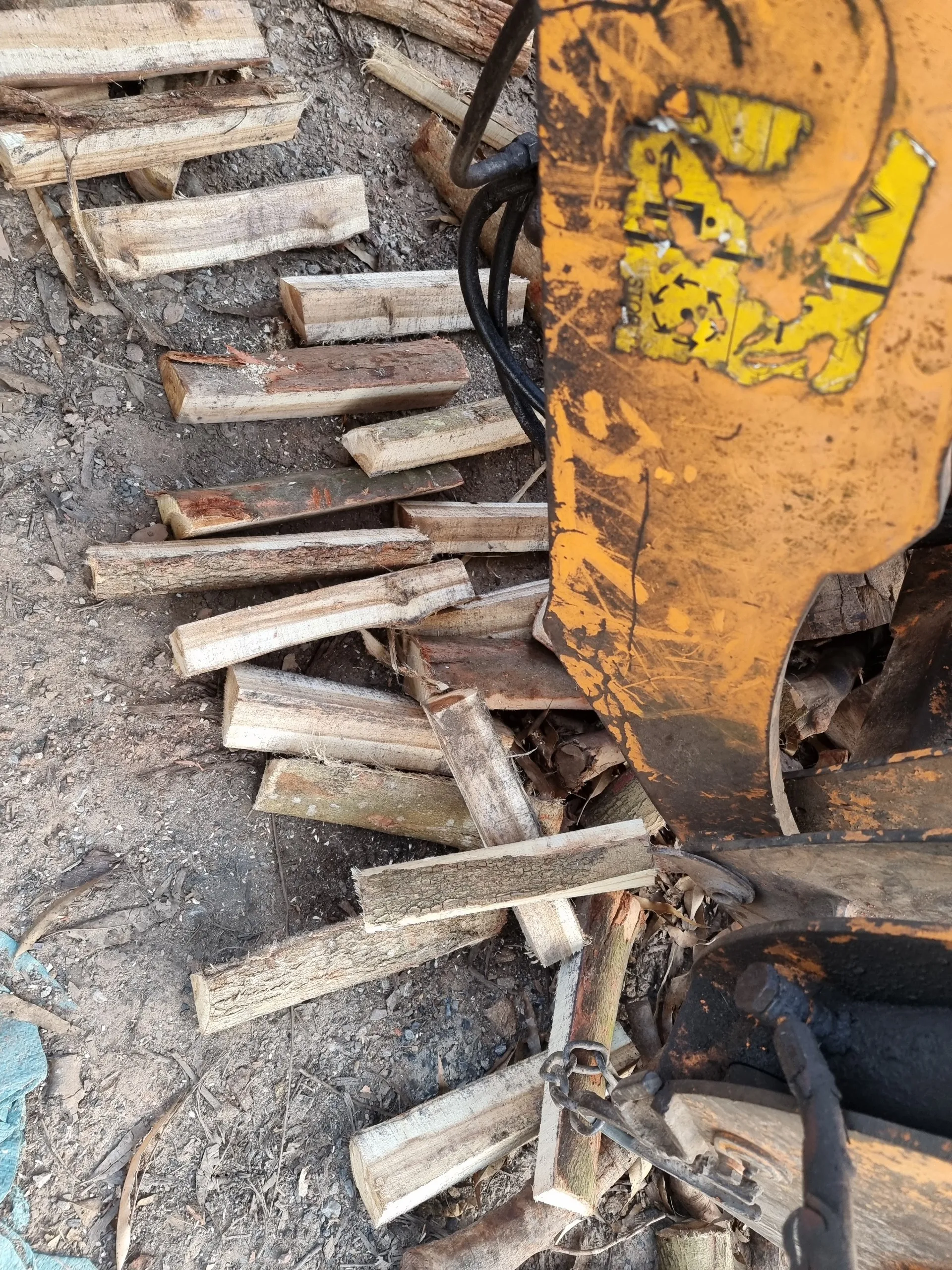 100% натуральная пиловая древесина для кемпинга