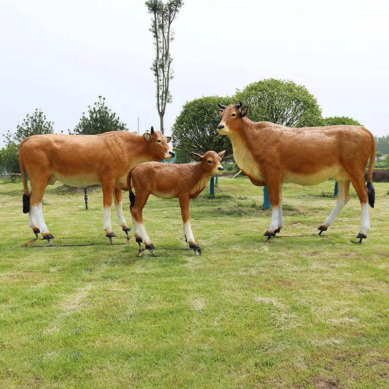 resin crafts from china outdoor custom resin art sculptures Fiberglass cow figurine