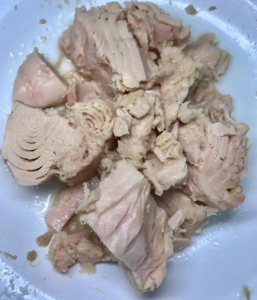 
Canning TunaTop Quality Delicious canned tuna fish in oil and Canned Sardines in Tomato Sauce 