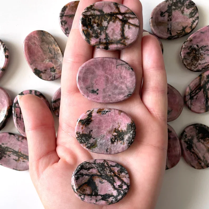 BEAUTIFUL PINK RHODONITE GEMSTONE WORRY STONES / RHODONITE THUMB MASSAGE OVAL / RUBY HEALING RHODONITE WORRY STONE THUMB STONES