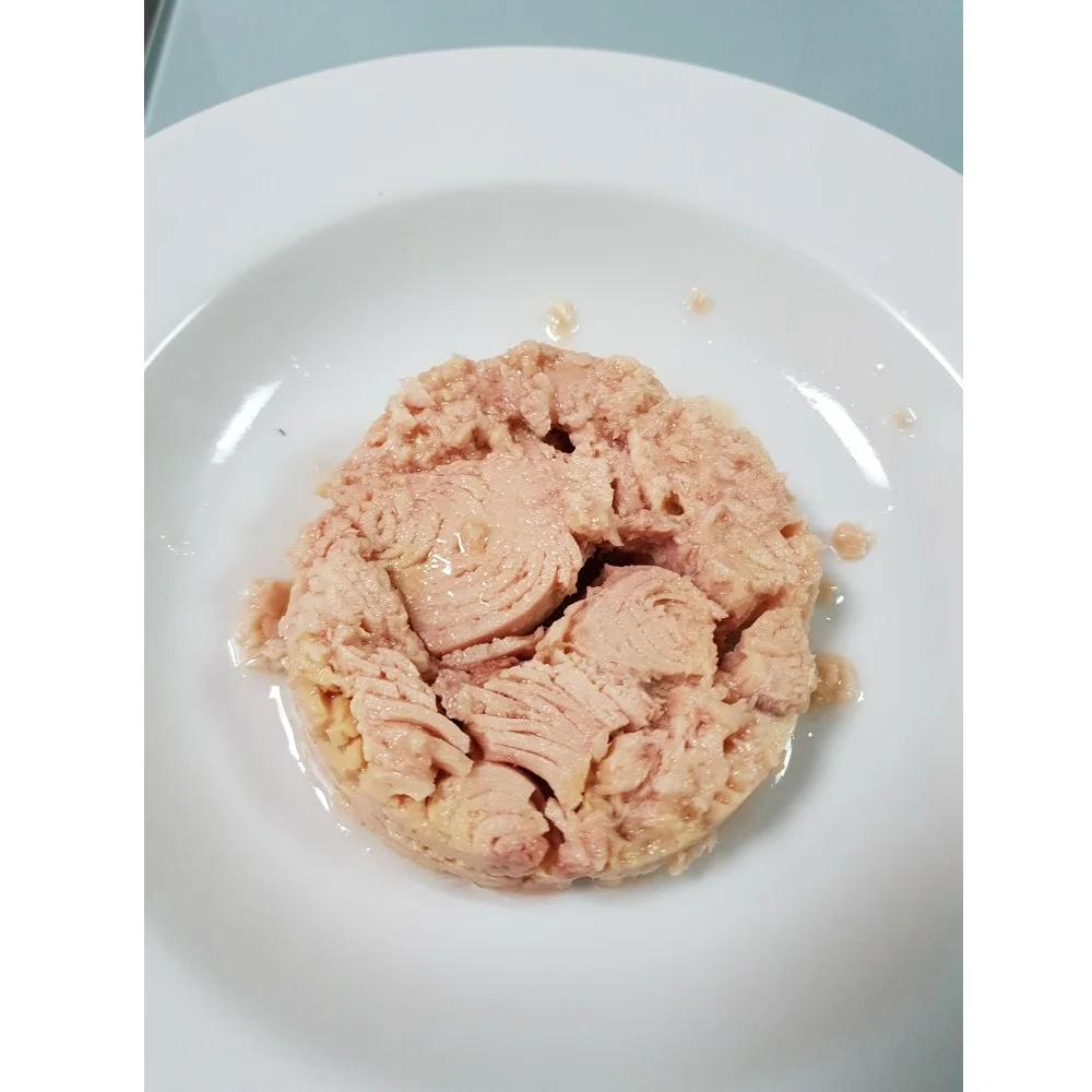 Wholesale Can Food Low-Carb Low-Sodium White Meat Canned Tuna Chunks From Thailand Local Asia Supplier