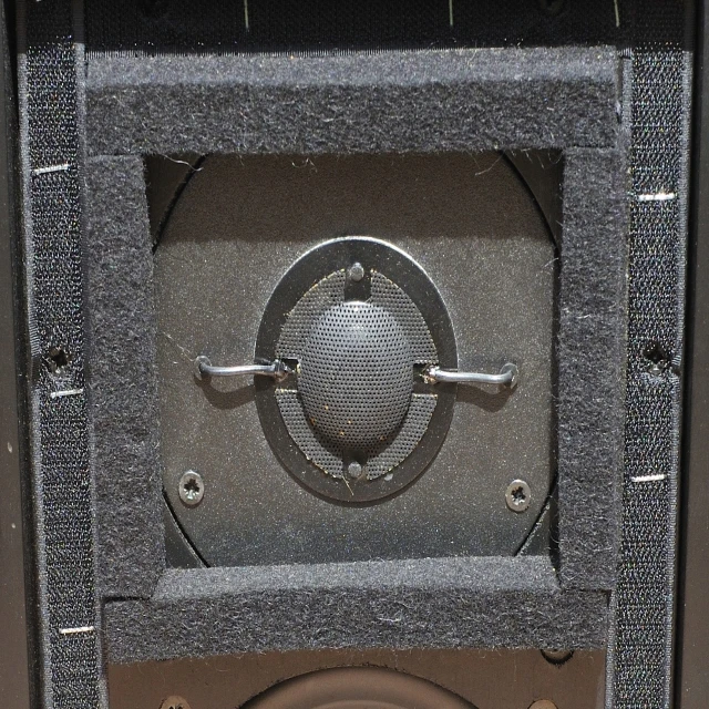 Это Thinh пряжи 100% полиэстеровый иглопробивной нетканый войлок для колонки коробка