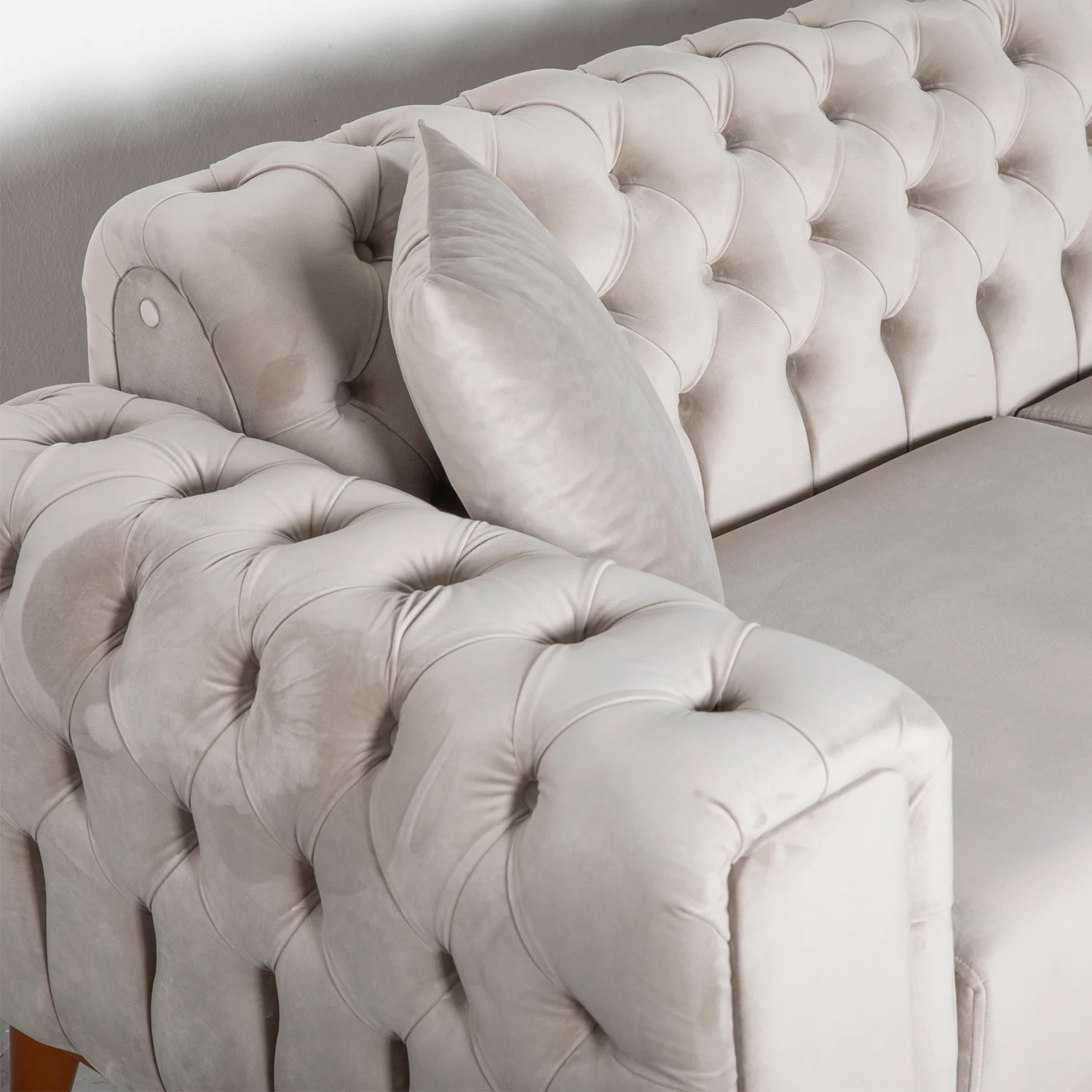 Chesterfield Contemporary Modern Sectional Living Room Furniture Corner Sofa Set Canada furniture sofa set in living room sofas