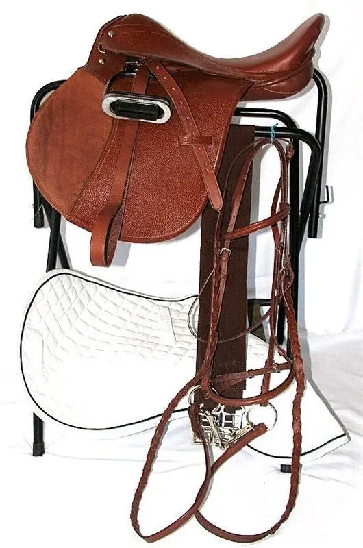 
Highest Quality 100% Top Quality Leather Saddle Set leather horse riding saddle With Accessories English Saddle Whit Kit 
