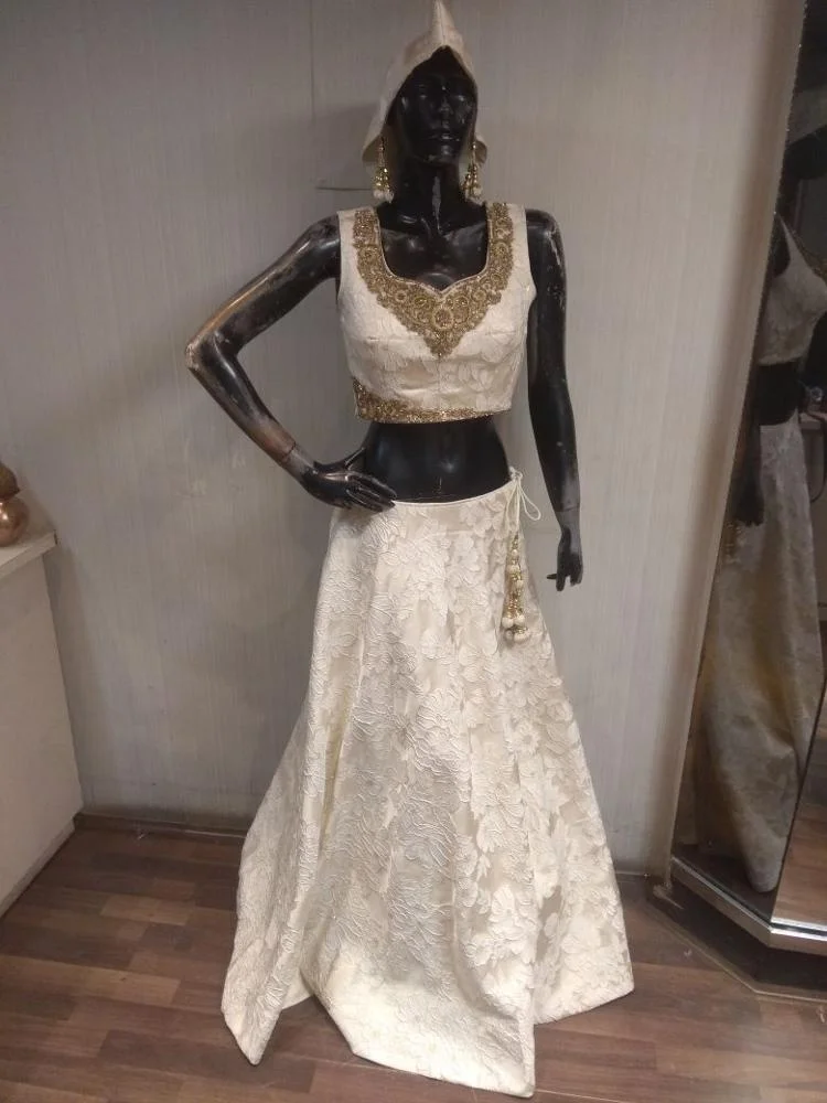 Bollywood Fashion Clothing ~ Bridal Bollywood Wear Outfit ~ Indian Wedding  Lehenga