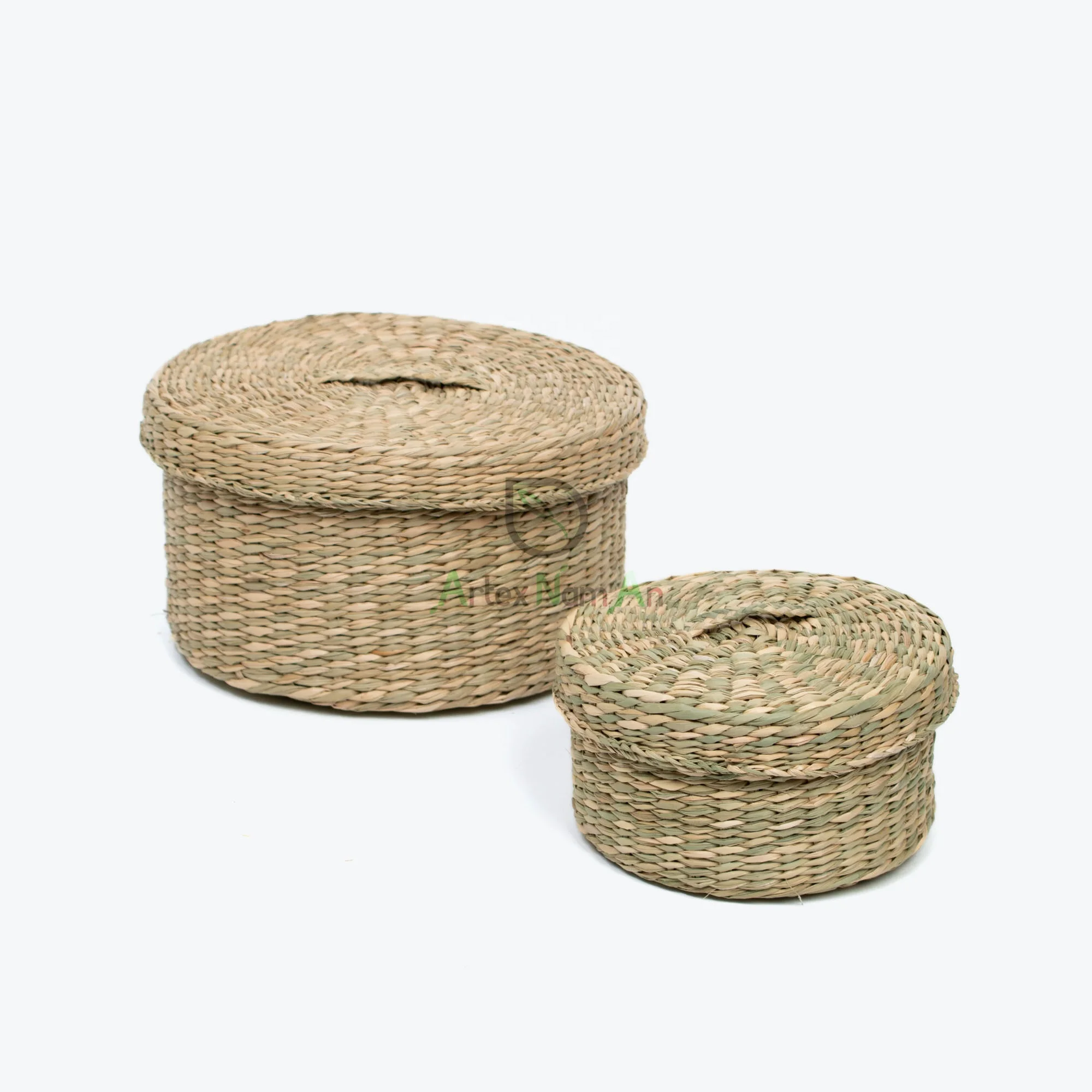 Eco-friendly round seagrass storage box with lid also seagrass holder basket