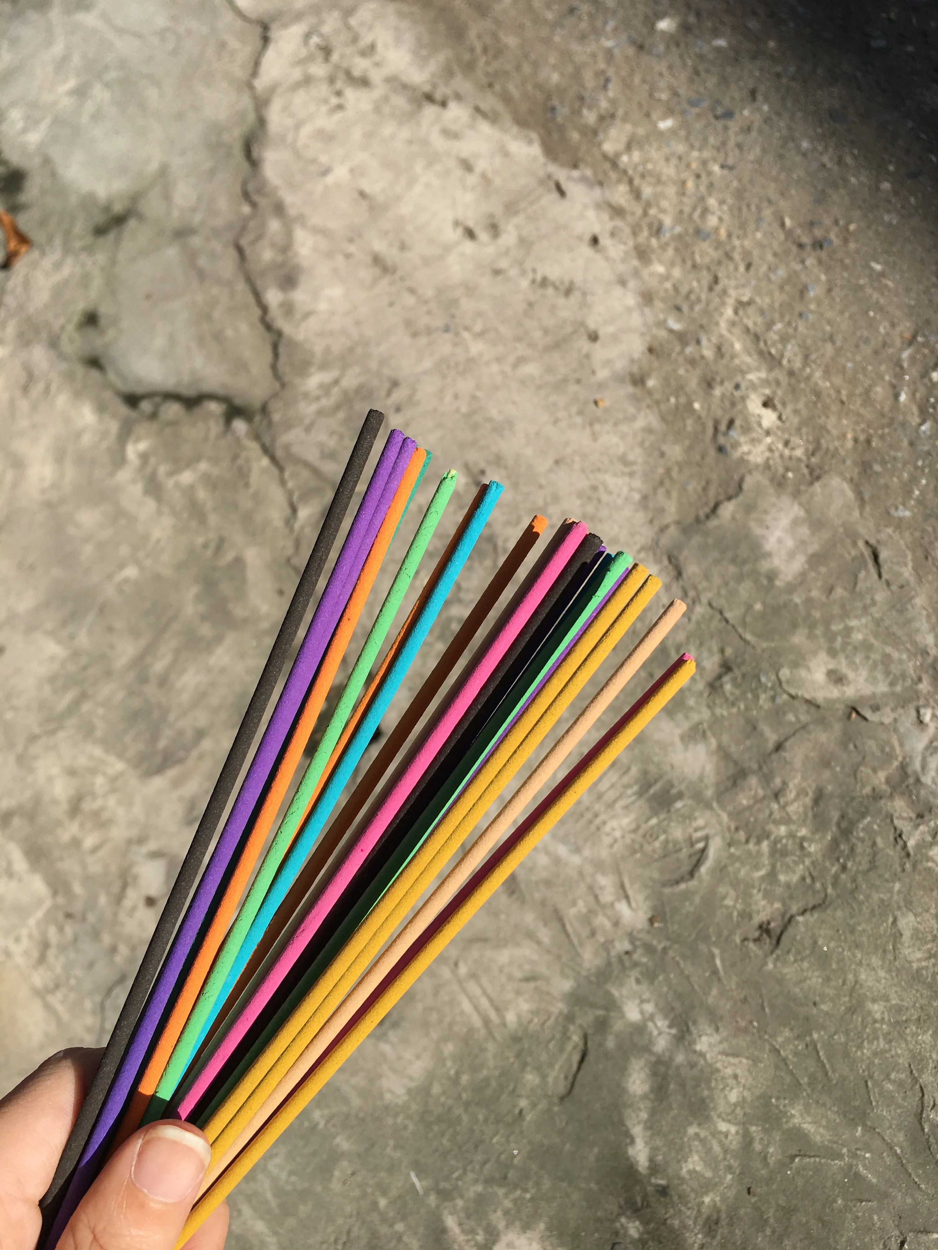 Raw Color Perfumed Incense Sticks Rose Scented Wood Incense at Very Cheap Price Colorful Incense Sticks Phone +84-819753326