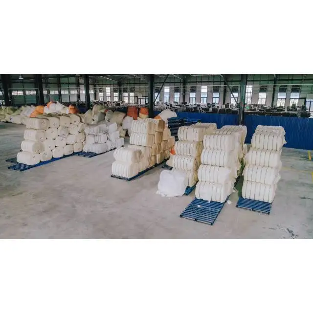 Premium Quality Thermal Bonded Nonwoven fabric Down like Polyester Down for Quilting and padding Made in Vietnam