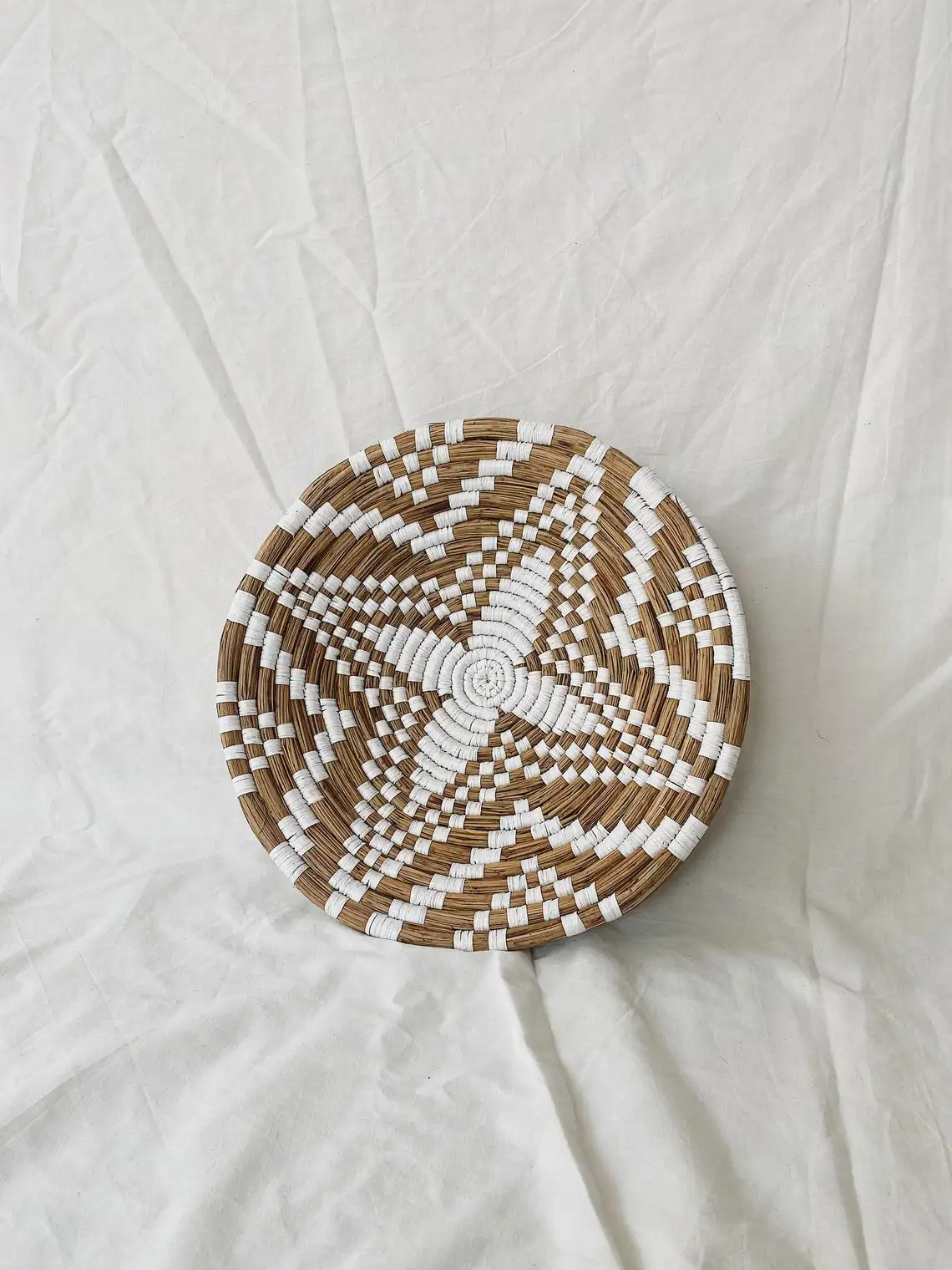 Handmade Artificial Colored Raffia Grass Hanging For Indoor Wall Decoration